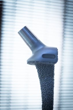 Ortopedik cerrahi hip implant