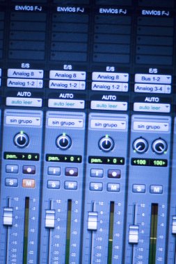 Ses ses stüdyo kayıt