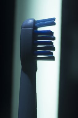 Diş fırçası closeup siluet sanatsal ışık