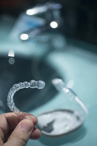 Colgantes dentales invisibles Colgantes de plástico dental — Foto de Stock