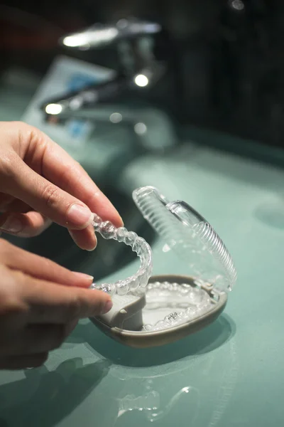 Plastik Diş teli görünmeyen diş diş parantez diş