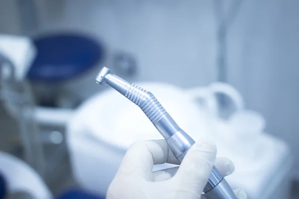 Instrumentação dentária dentista ferramenta de limpeza broca dentistas surge — Fotografia de Stock