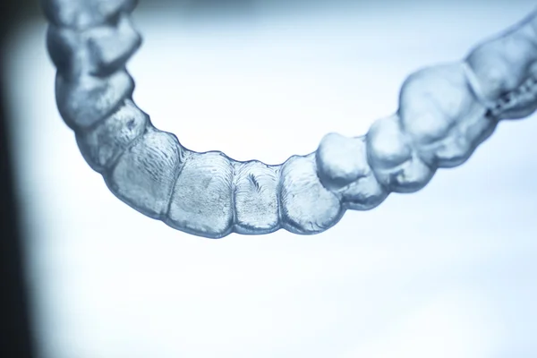 Neviditelný zubní zuby závorky aligners šle přívrženci — Stock fotografie