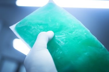 Yeşil fizyoterapi soğuk kas yaralanması jel paketi