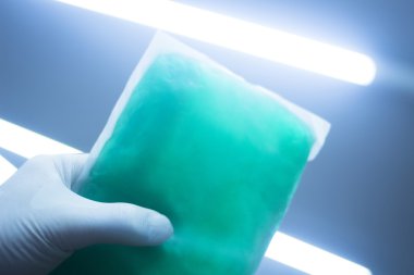 Yeşil fizyoterapi soğuk kas yaralanması jel paketi