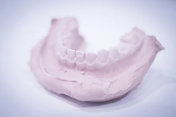 Zubní formy zubařů jíl zuby Keramická deska obsazení — Stock fotografie