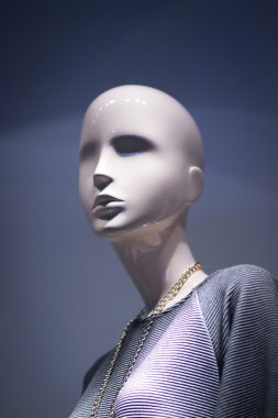 Dükkanı kukla moda giyim mağaza vitrin mankeni