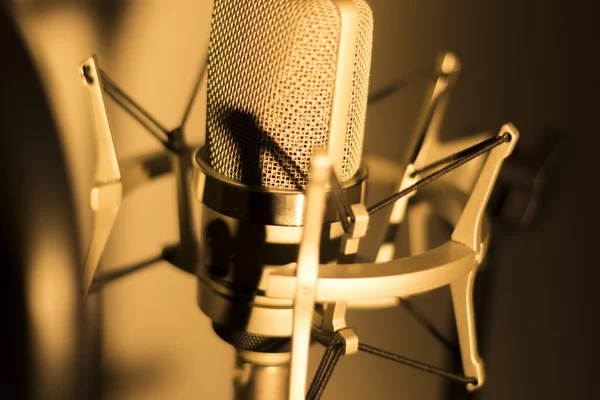Studio wokalne głosu mikrofonu nagranie audio — Zdjęcie stockowe