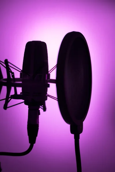 Grabación de audio estudio vocal micrófono de voz — Foto de Stock
