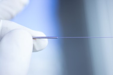Akupunktur iğnesi kuru iğneleme yöntemlerinin etkinliğinin karşılaştırılması