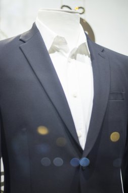 Moda shop giysiler manken depolamak