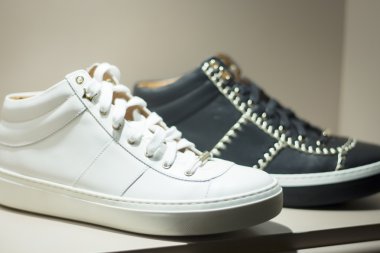 Erkek deri casual Ayakkabı mağazasında