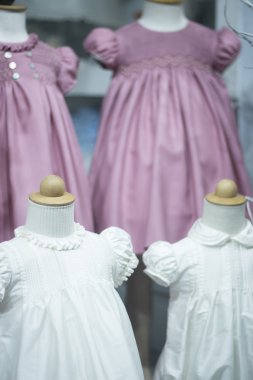 Çocuk parti düğün ya da vaftiz giyim