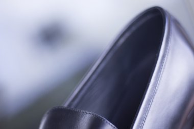 Erkek resmi siyah deri ayakkabı