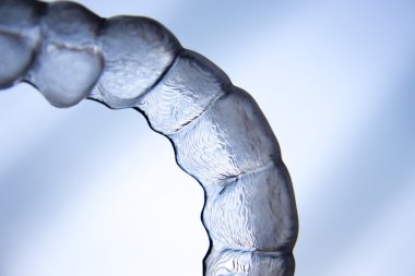 Diş hizmetli parantez görünmez diş telleri diş