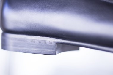 Erkek resmi siyah deri ayakkabı