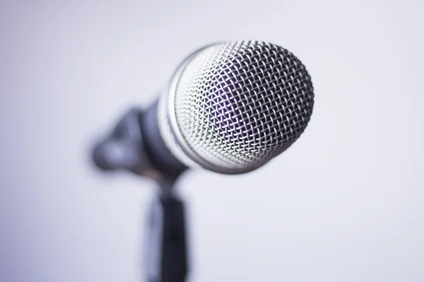 Профессиональный голосовой микрофон — стоковое фото