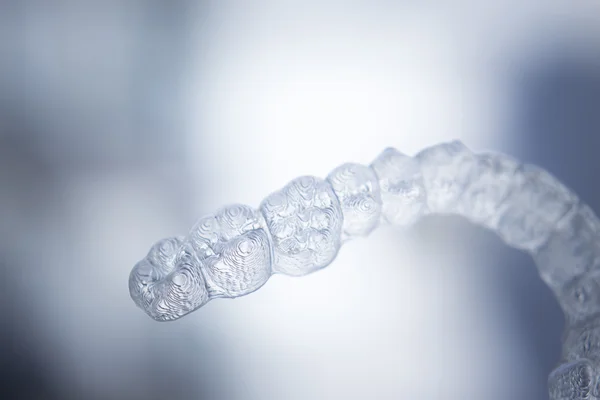 Retenedores de dientes alineadores dentales soporte invisible — Foto de Stock