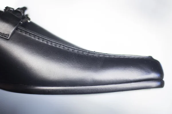 Męskie czarne skórzane obuwie — Zdjęcie stockowe