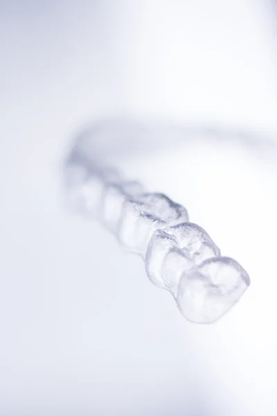 Zubní aligner zub přívrženci neviditelná rovnátka — Stock fotografie