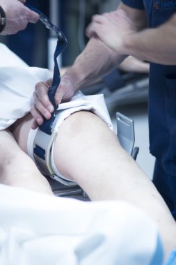 Hastane ameliyathane diz cerrahisi