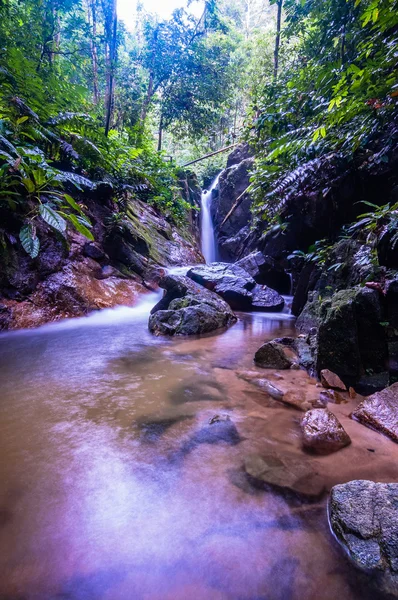 Cachoeira Kanching — Fotografia de Stock