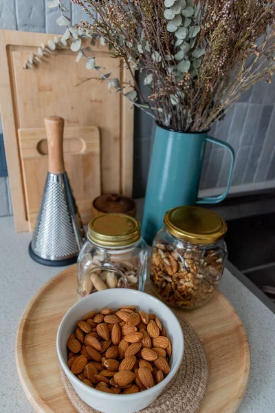 Organizasyon mutfağı evde tutuyor. Sıfır atık. Bilinçli tüketim. Paketleme yok. Plastik yok