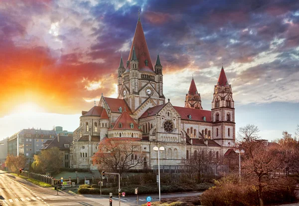 Вена - Церковь Святого Франциска Ассизского — стоковое фото