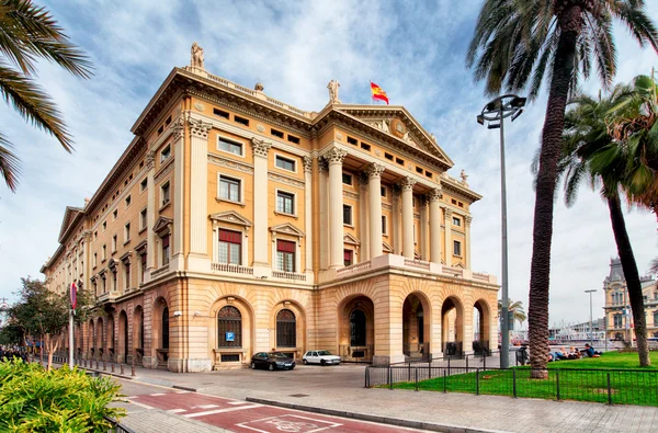Здание военного правительства в Барселоне — стоковое фото