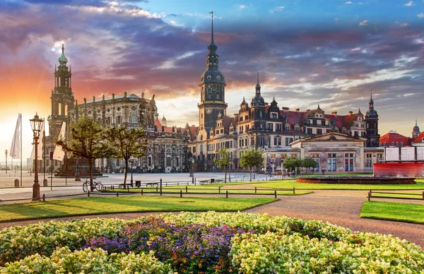 Dresden, Almanya bir gündoğumu — Stok fotoğraf