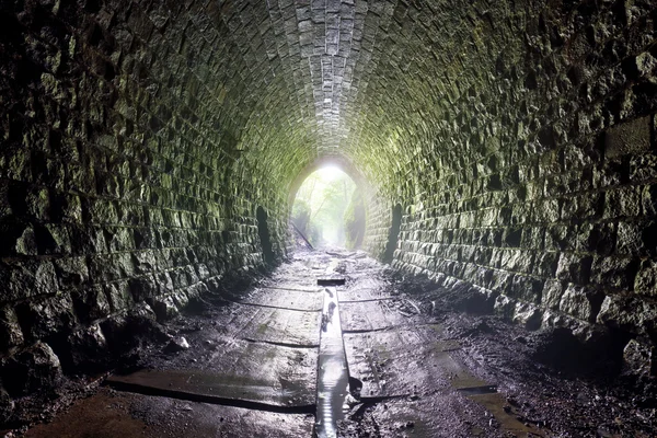 이름 Kopras, 슬로바키아와 함께 오래 된 터널 — 스톡 사진