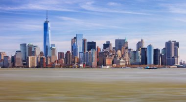 Özgürlük Kulesi ve aşağı Manhattan Skyline