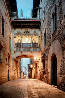 Barri Gotik Semti ve Bridge of Sighs, Barcelona, İspanya