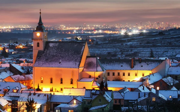 Piękny Widok Svaty Jur Słowacja — Zdjęcie stockowe