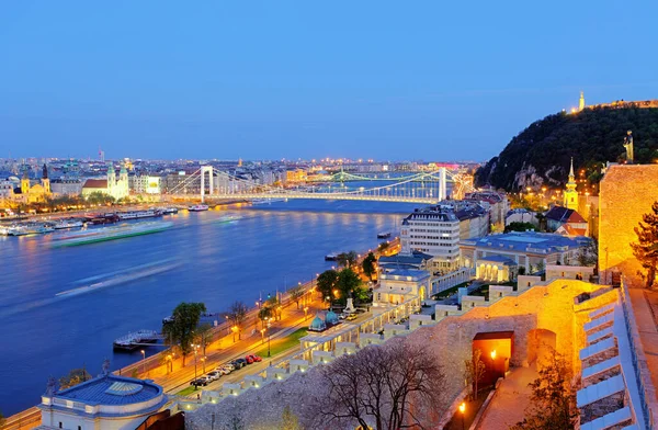 Vista Nocturna Del Danubio Ciudad Budapest Hungría — Foto de Stock