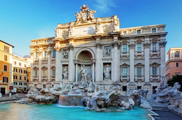 Trevi-Brunnen in Rom — Stockfoto