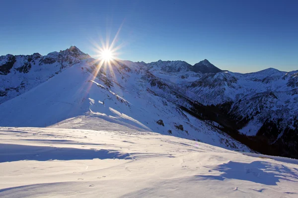 Montanhas Tatra no inverno . — Fotografia de Stock