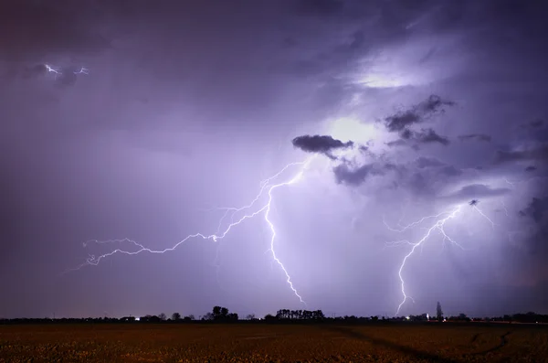 Storm with lightning in landscape — Stock Photo, Image