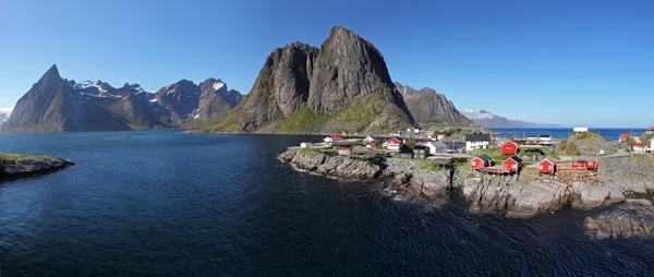 Widok na panoramę wsi reine, Norwegia — Zdjęcie stockowe