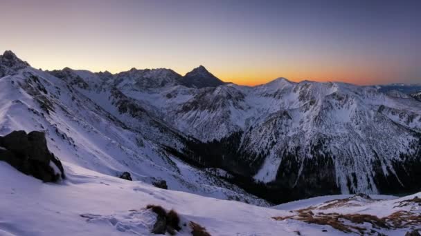 Noc góry - Tatry w zimie — Wideo stockowe