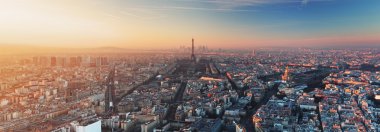 Günbatımında Paris Panoraması