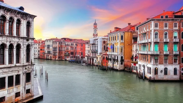 Wenecja - Canal Grande i most Rialto — Zdjęcie stockowe