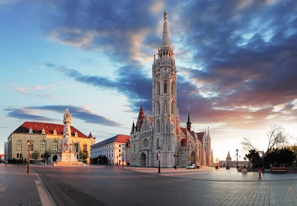Budapešť - Mathias kostelní náměstí, Maďarsko — Stock fotografie