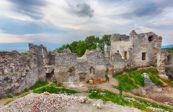 Slovakia castle Tematin — 图库照片
