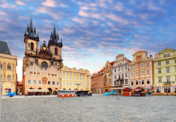 Prague Old town square, Tyn Cathedral — Stock Photo, Image