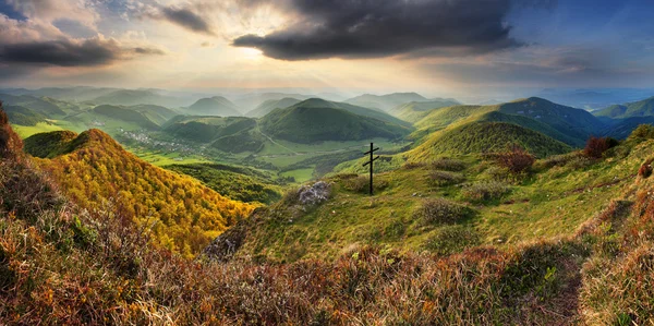 Green Spring Slovakia mountain nature landscape with sun and cro — Stock Photo, Image