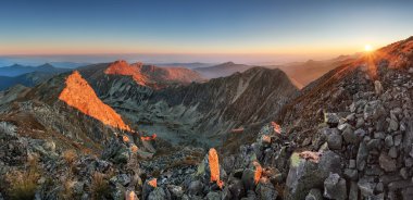 Sonbahar dağına panorama - Batı Tatras, Slovakya