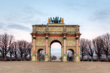 Zafer Takı (Arc de Triomphe du atlıkarınca) Tuileries.Paris,