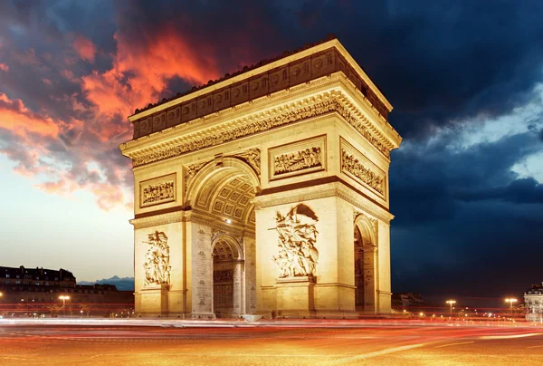 Arc de triomphe paris města při západu slunce — Stock fotografie