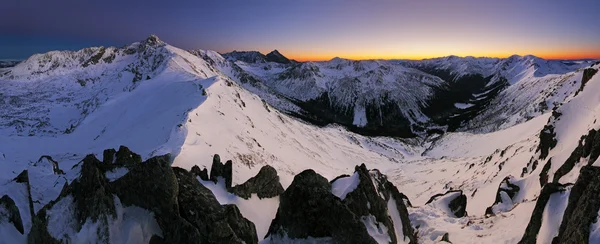 Pologne paysage de montagne en hiver — Photo